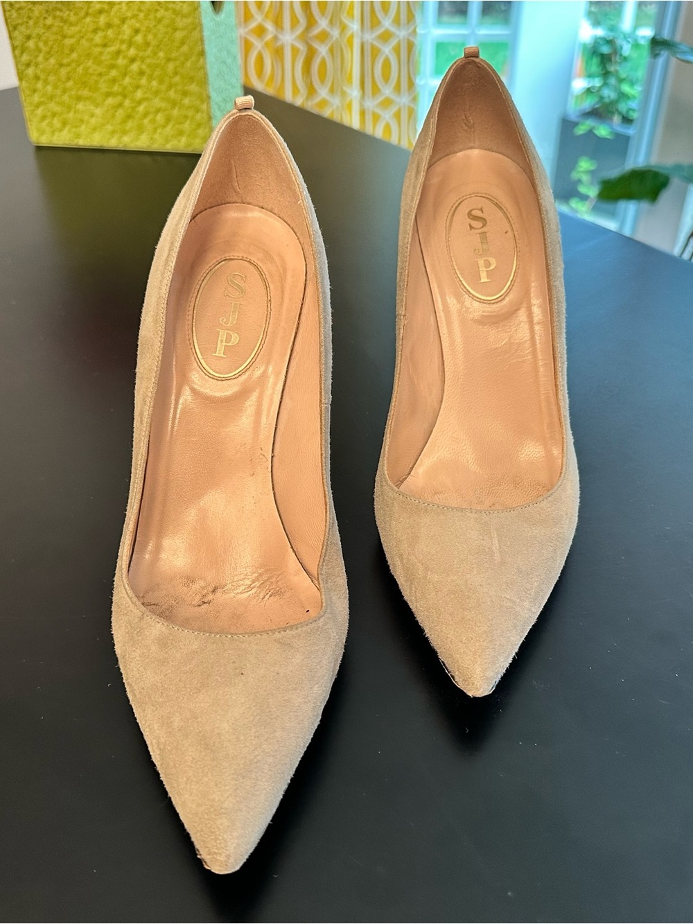 SJP by Sarah Jessica Parker Light Grey Suede Pointed-Toe Pumps
